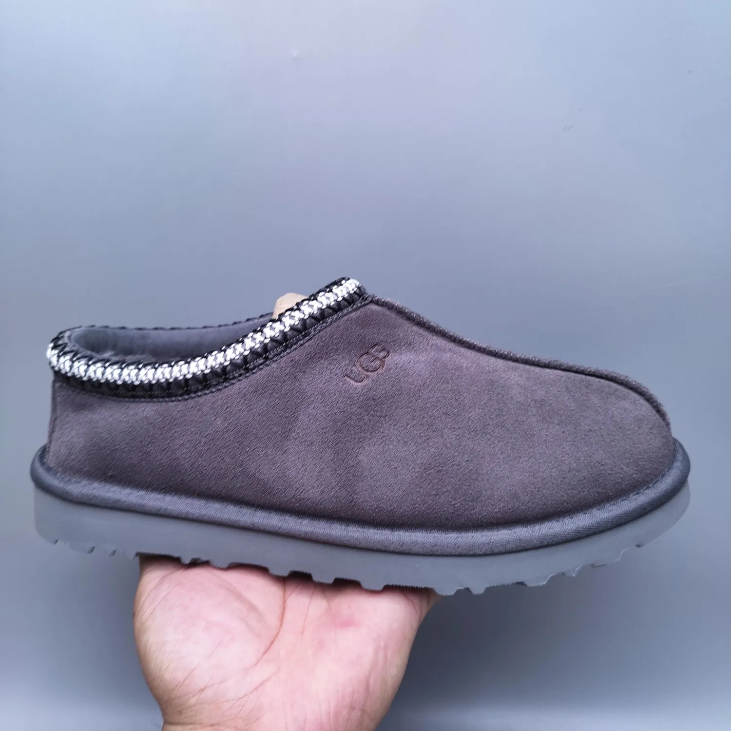 💰440 UGG sheepskin one-piece snow boots for women 5955 men's shoes 5950 one-legged home style for men and women Color: Maroon Black Sand Gray Chocolate Number: 35-45